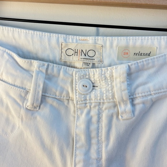 Anthropologie • Relaxed Chino Classic White Mid Rise Womens Pant Size 28 - Picture 4 of 7